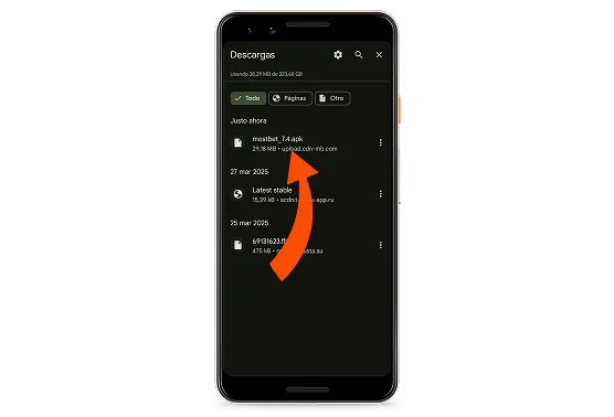 Localiza el archivo APK descargado
